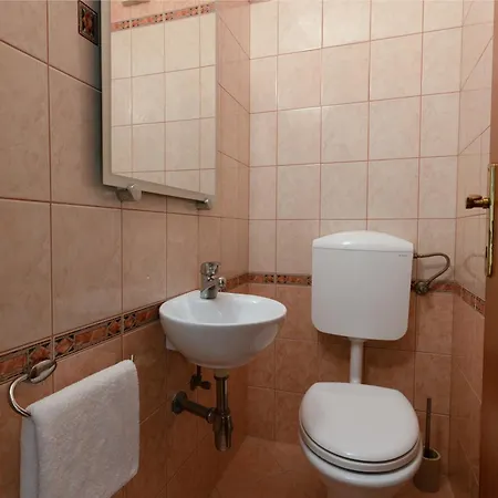 Apartment Jolie Iii